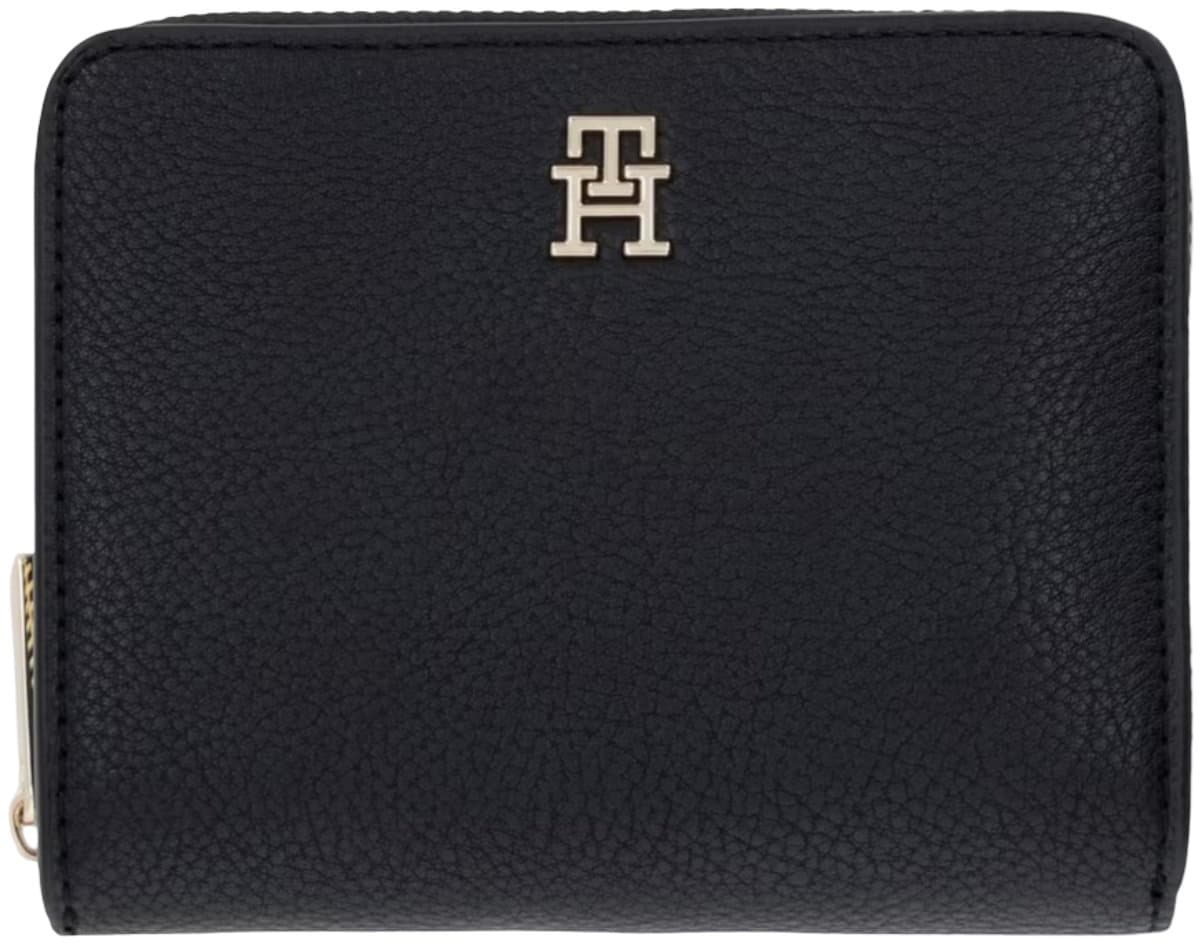 Tommy Hilfiger  Women Wallet